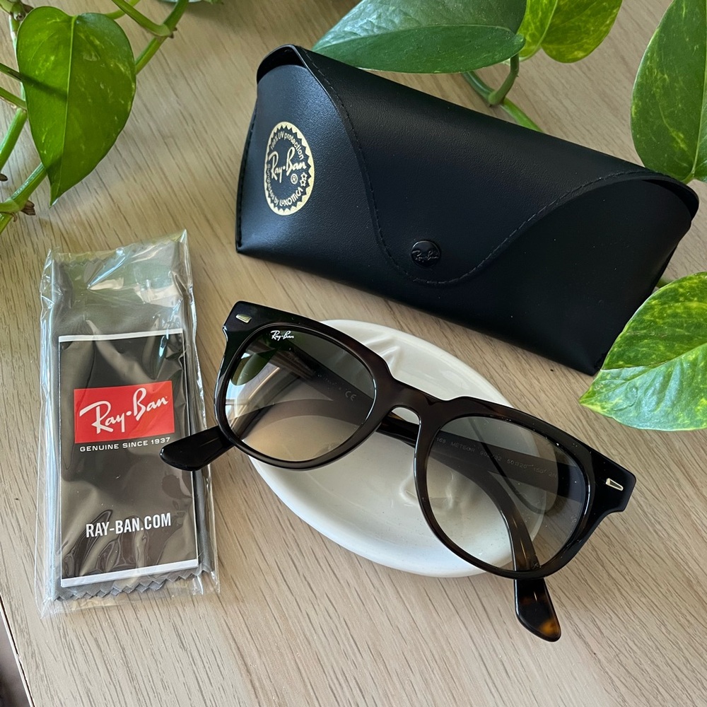 Ray-Ban Tortoise Shell Sunglasses with Black Case
